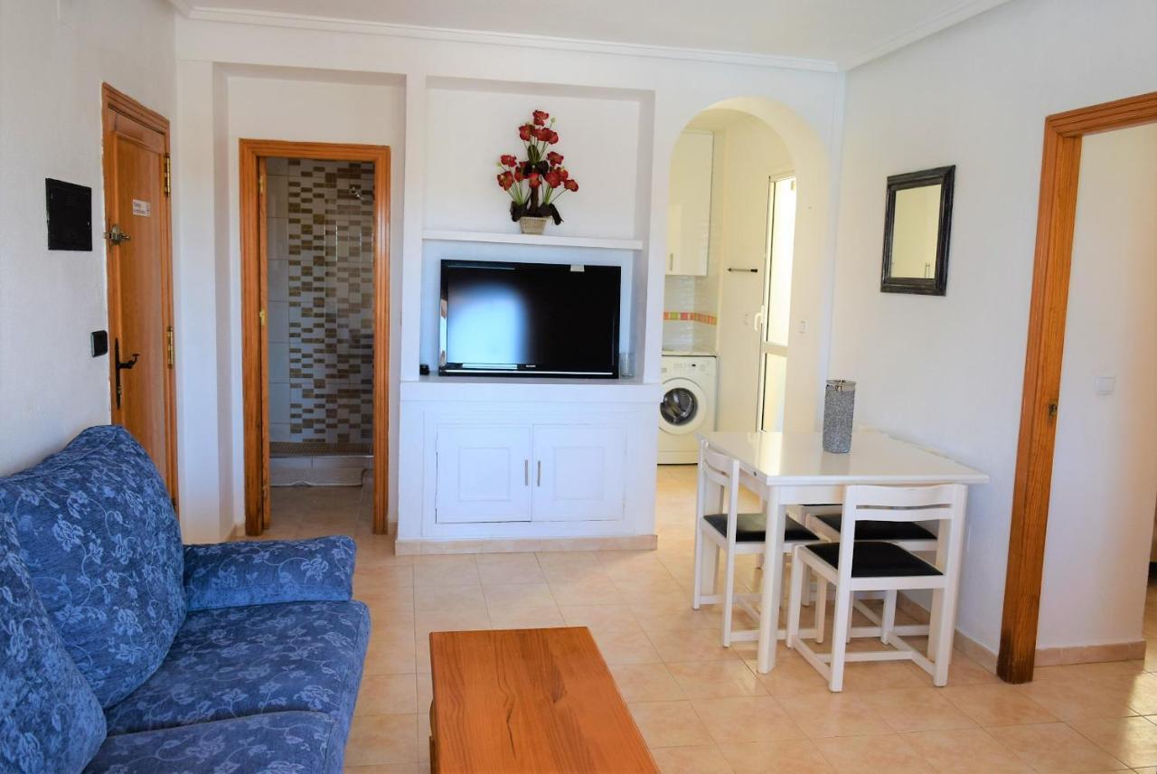 Molino Blanco Apartment 8 - Pool Facing โอริอุเอลา ภายนอก รูปภาพ